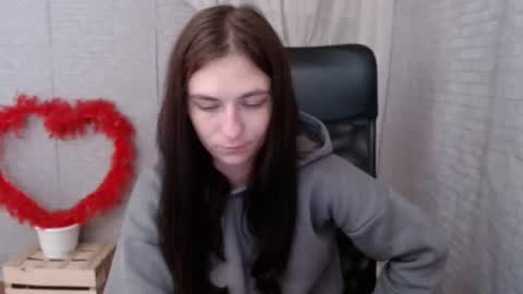 Snapshot of monakali chatting on October 3, 6:43 am monakali online show from October 3, 6:43 am