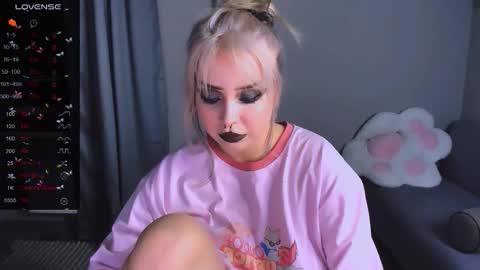   online show from November 29, 8:34 pm