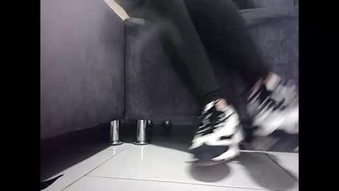 Snapshot of monalia17 chatting on January 13, 4:40 am monalia17 online show from January 13, 4:40 am