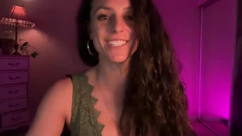 Snapshot of monalisa169 chatting on February 17, 8:04 pm Mona online show from February 17, 8:04 pm