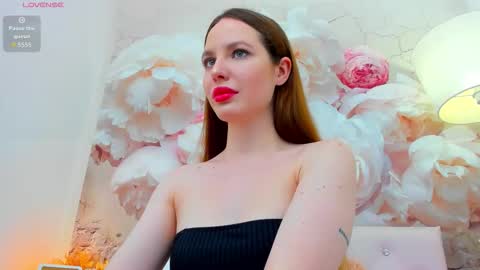 Mona online show from February 27, 2:06 pm