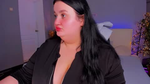 Monica online show from February 13, 7:37 am