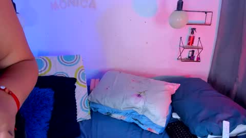 Snapshot of monica_bbw_ chatting on November 12, 3:18 am aleja independent model online show from November 12, 3:18 am