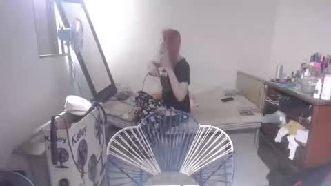 evi online show from January 13, 9:42 pm