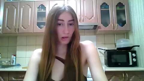 Snapshot of monica_tamayo chatting on May 25, 8:15 pm Monica online show from May 25, 8:15 pm