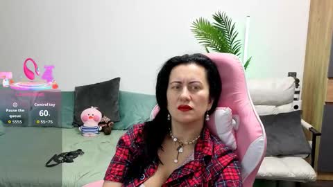Monica online show from September 30, 6:02 pm