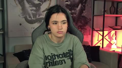 monica online show from May 8, 1:33 am