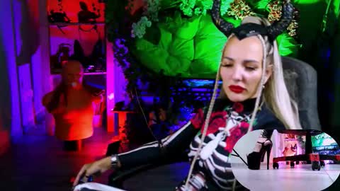 Monika online show from October 31, 11:55 am