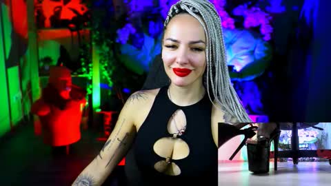 Monika online show from January 11, 11:15 am