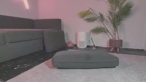 Monica online show from April 14, 2:34 pm