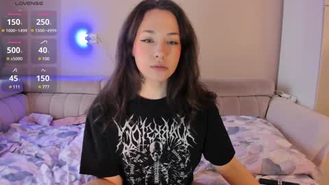 Snapshot of monicarocket chatting on January 24, 10:32 am Monica online show from January 24, 10:32 am