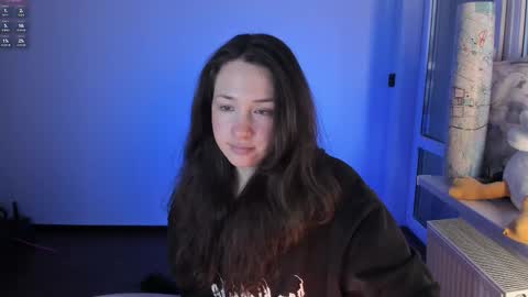 Monica online show from December 18, 9:04 am