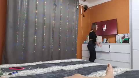 Monica Teddy online show from October 4, 8:29 pm