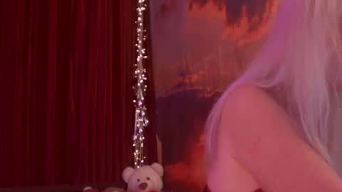 Monika    online show from February 16, 3:02 am