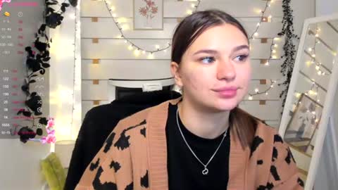 Monika online show from January 7, 1:24 pm