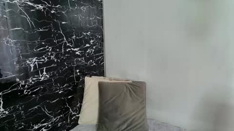 Snapshot of monique_a chatting on January 9, 11:36 am Ask me online show from January 9, 11:36 am