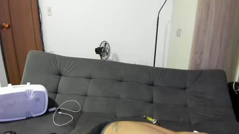 monkeyd_66 online show from January 5, 8:54 am