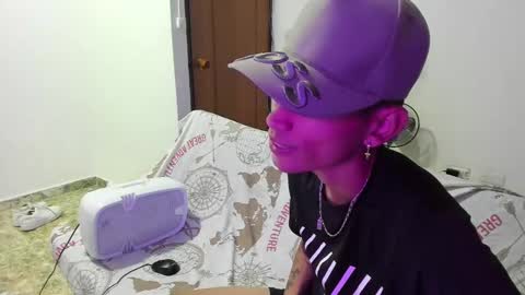 monkeyd_66 online show from January 10, 10:17 am