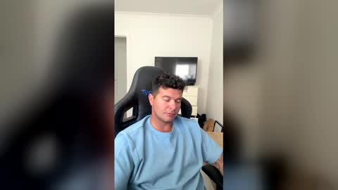 monkeydward online show from February 6, 12:37 am