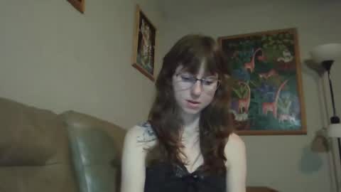 Snapshot of monkeygirl99 chatting on February 26, 6:34 am monkeygirl9 come play with me slut daddy bad spanking cute girl submissive online show from February 26, 6:34 am