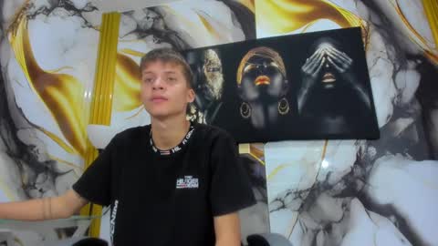mono_blonde online show from October 1, 6:47 pm