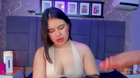   online show from December 14, 4:18 am