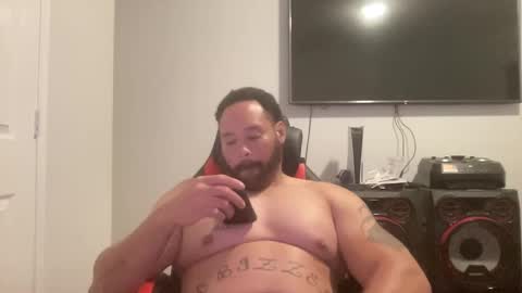 Snapshot of monsterdom9 chatting on October 9, 3:26 am monsterdom9 online show from October 9, 3:26 am