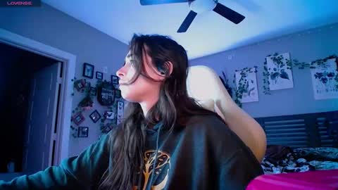 Lydia Mooney online show from February 8, 1:00 am