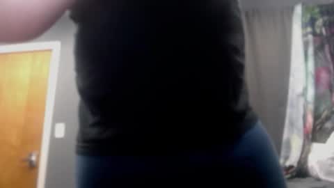 Snapshot of montana6897 chatting on March 15, 9:48 am Kingalby817 online show from March 15, 9:48 am