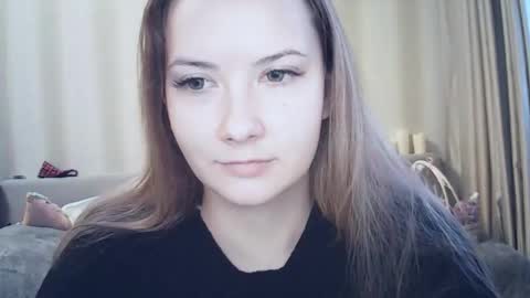 moodiemira online show from February 10, 2:10 pm