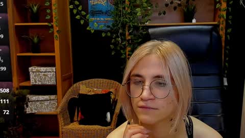 Katrin online show from December 8, 2:18 am