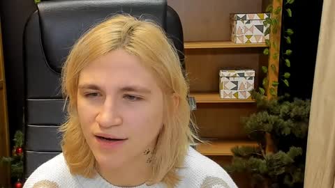 Katrin online show from December 25, 9:22 pm