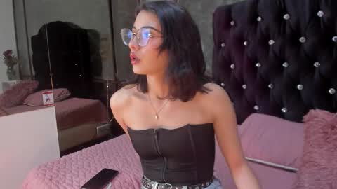 Elizabeth  online show from October 28, 7:38 pm