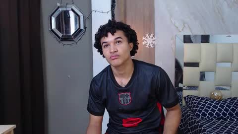 moon_and_fire_ online show from January 13, 5:24 am