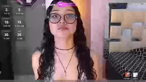 moon_and_fire_ online show from March 21, 6:18 am