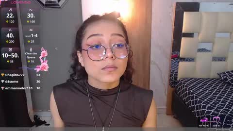 moon_and_fire_ online show from March 28, 6:24 am