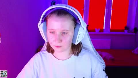 Lola online show from November 24, 12:38 pm