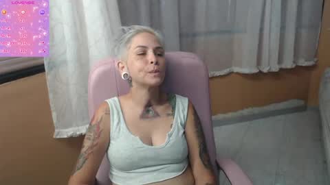 Luna online show from June 15, 3:03 pm