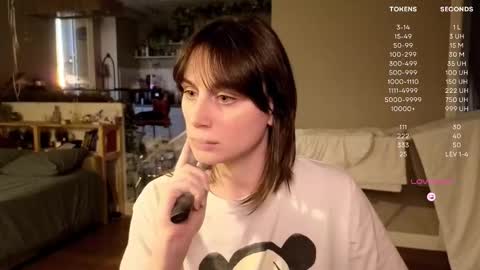 Luna  online show from October 21, 2:29 pm