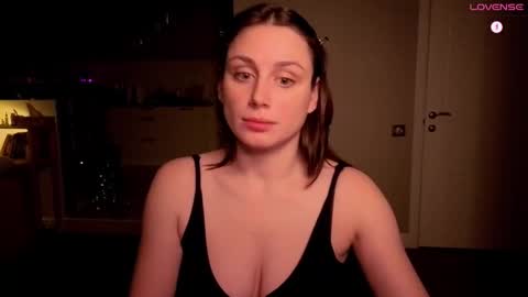 Luna  online show from November 11, 9:48 pm