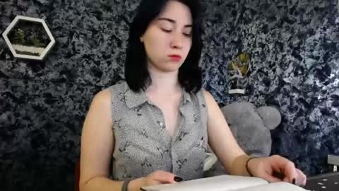 Diana online show from May 24, 7:24 am