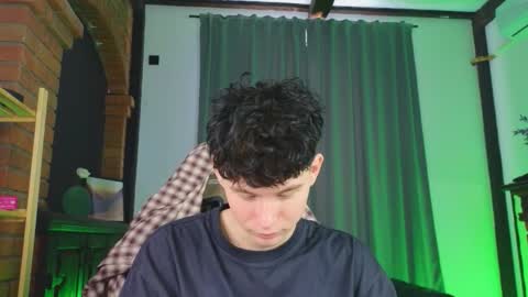 moon_gloww online show from February 25, 8:57 am