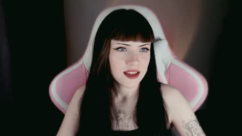  sophie  online show from June 17, 7:48 pm