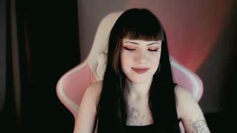  sophie  online show from June 18, 8:46 pm