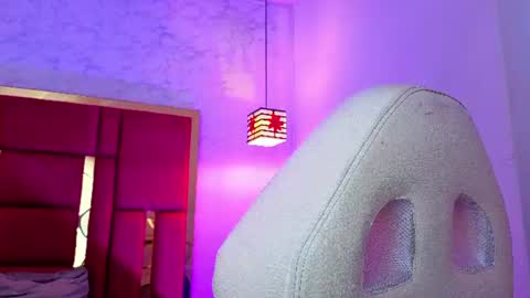 Snapshot of moon_winy chatting on June 11, 11:41 am Winy online show from June 11, 11:41 am