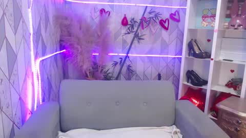 Charlotte online show from September 22, 4:09 pm