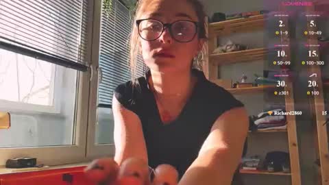 Snapshot of moonlight__lovers chatting on February 8, 11:35 am Dana online show from February 8, 11:35 am