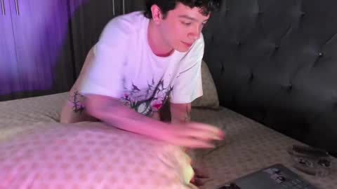 Clove online show from February 19, 6:00 am