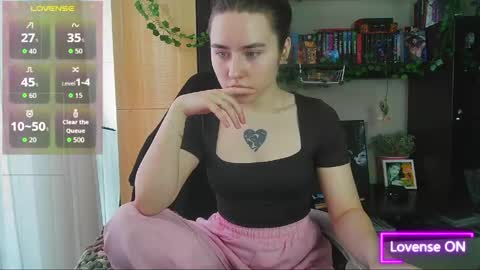 Snapshot of moonlight_sonataa chatting on April 26, 10:24 am moonlight_sonataa online show from April 26, 10:24 am