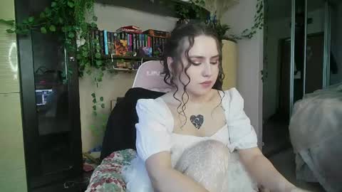 Snapshot of moonlight_sonataa chatting on May 30, 2:47 pm moonlight_sonataa online show from May 30, 2:47 pm